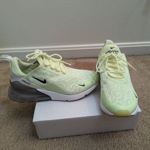 Nike Air Max 270